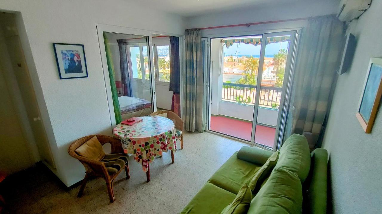 Summer Breeze Apartment Эмпуриабрава Экстерьер фото